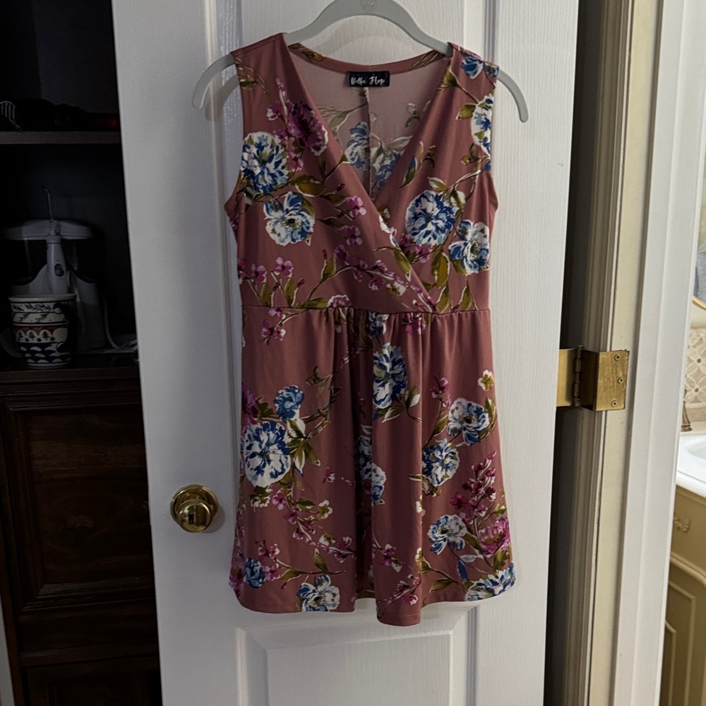 Bella Flore Women’s Tank Top Size S